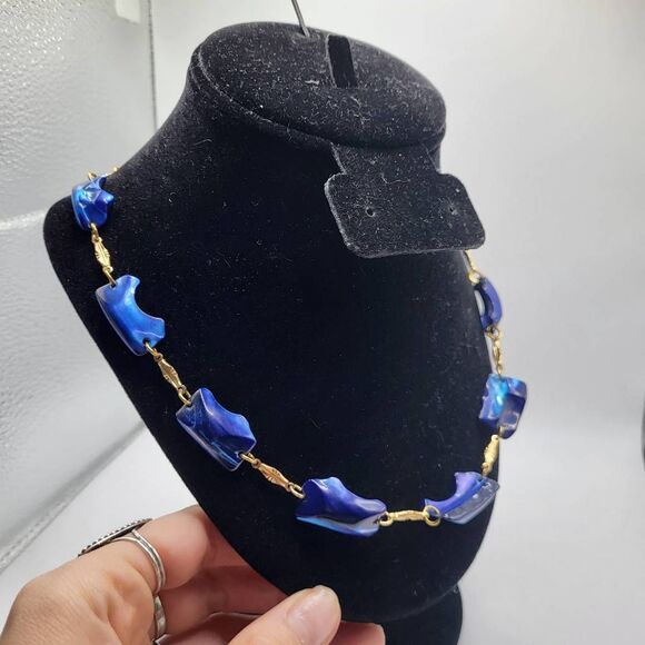 Beautiful Cerulean Blue Mother of Pearl and Gold Necklace - Picture 7 of 7